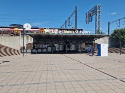 Lillestrøm stasjon, inngang fra Stillverksveien