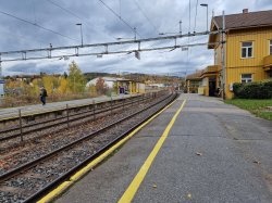 Grorud stasjon, spor 1